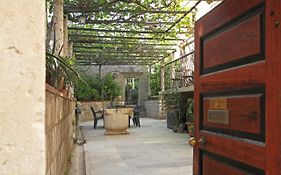Old Town Garden Apartments
